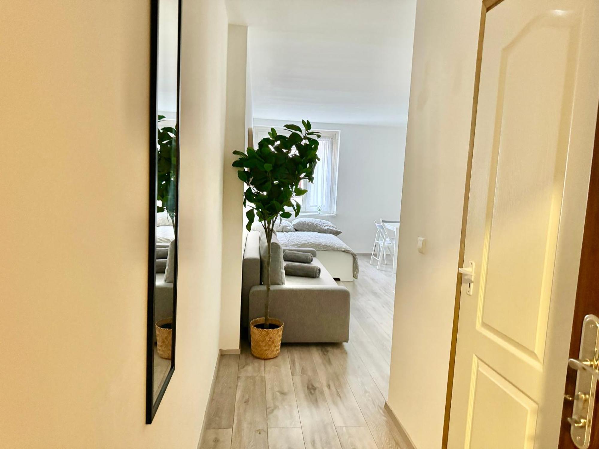 וינה Stylish Schonbrunn Apartments - Free Underground Parking מראה חיצוני תמונה