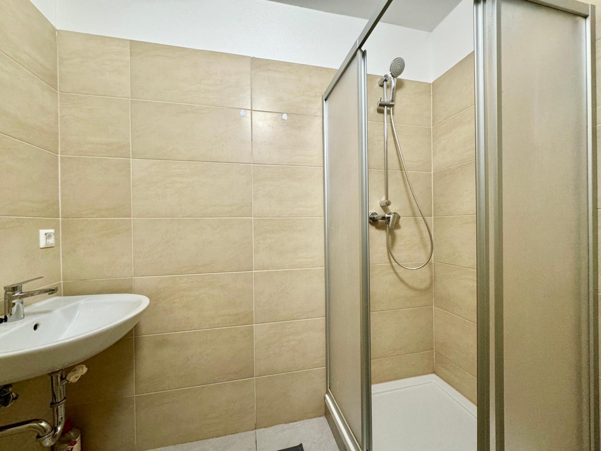 וינה Stylish Schonbrunn Apartments - Free Underground Parking מראה חיצוני תמונה